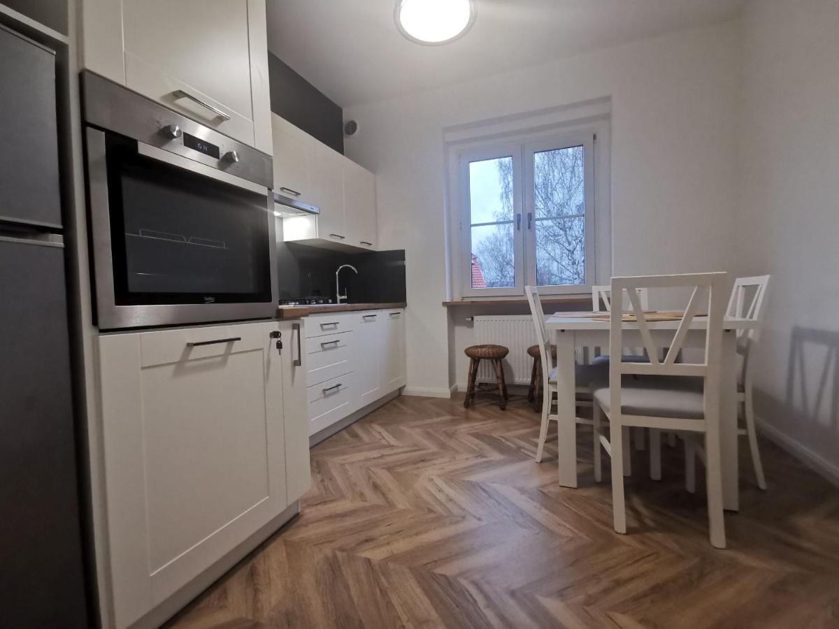 Apartament Black&White Jelenia Góra Εξωτερικό φωτογραφία
