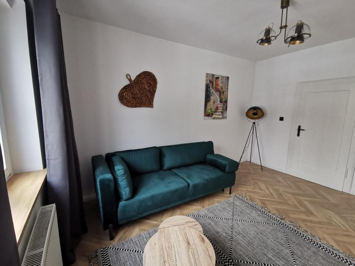 Apartament Black&White Jelenia Góra Εξωτερικό φωτογραφία