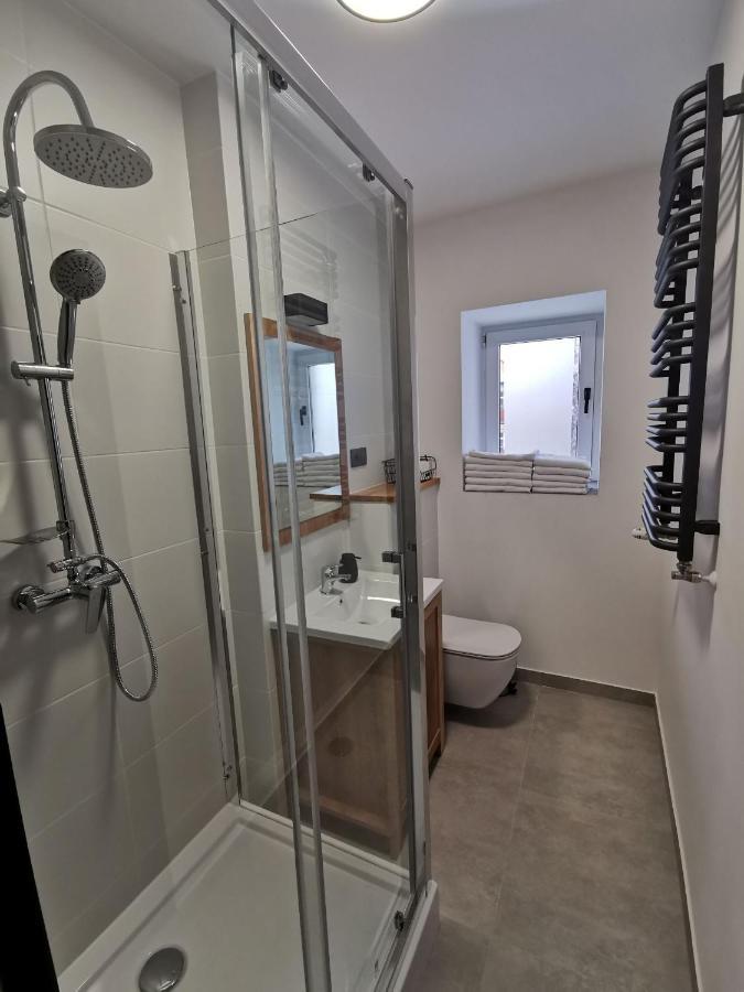 Apartament Black&White Jelenia Góra Εξωτερικό φωτογραφία